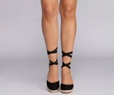 Jolies espadrilles à lacets